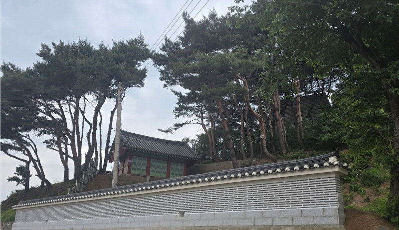 당진시, 안섬풍어당제 당집 담장 설치 완료 이미지