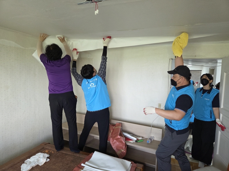 석문면, 민관협력 집수리 봉사활동 실시 이미지